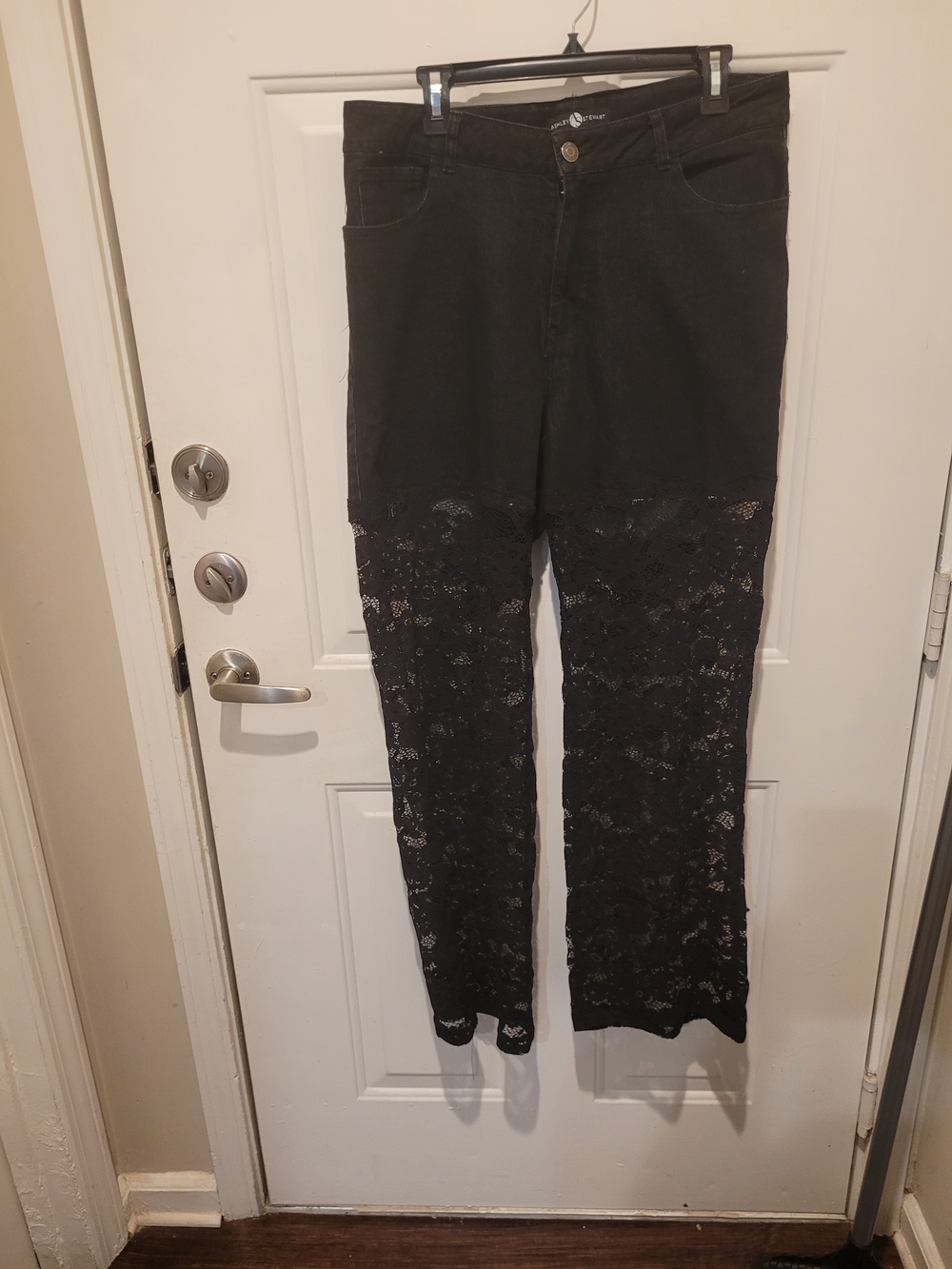 Ashley Stewart Black Lace-Panel Jeggings.